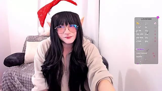 Snapshot of Omorimori chatting on December 14, 2:55 pm Omorimori online show from December 14, 2:55 pm