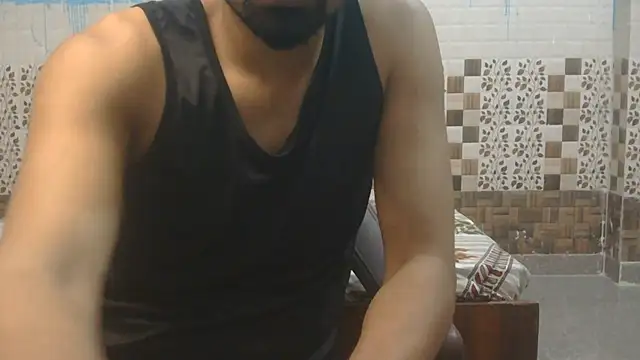 Snapshot of Sneha_lovely01 chatting on June 12, 5:23 pm Sneha lovely01 online show from June 12, 5:23 pm