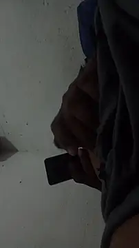 Snapshot of negrocomomisuerte chatting on November 8, 7:08 am negrocomomisuerte online show from November 8, 7:08 am