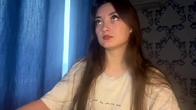 TwotyBright online show from March 18, 6:05 am