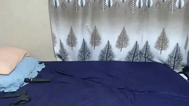 SexyLipss  online show from May 31, 12:08 am