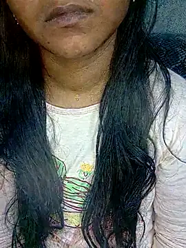 Snapshot of Neha533 chatting on November 16, 6:35 pm Neha533 online show from November 16, 6:35 pm