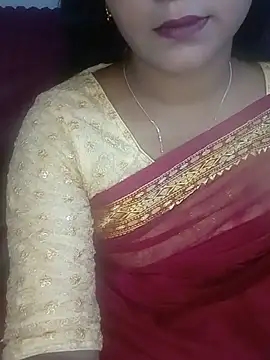 Snapshot of Neha533 chatting on June 5, 6:35 pm Neha533 online show from June 5, 6:35 pm