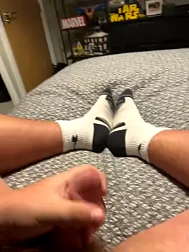 ChubbyBrit online show from November 4, 7:29 am