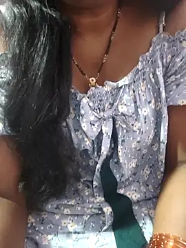 hyd couple7878 online show from June 8, 1:33 pm