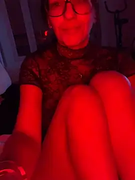 Snapshot of AsphericSquawk chatting on November 23, 6:13 am AsphericSquawk online show from November 23, 6:13 am