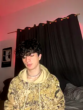 Snapshot of lion_cherry21 chatting on December 2, 6:52 am lion cherry21 online show from December 2, 6:52 am