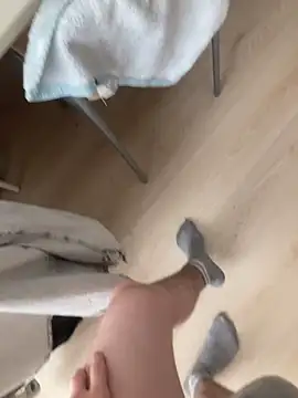 Snapshot of zackdelfon chatting on November 22, 12:59 pm zackdelfon online show from November 22, 12:59 pm