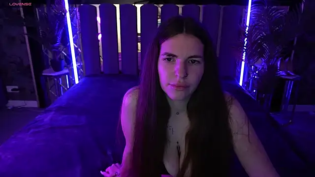 Snapshot of DanielaReign chatting on November 22, 6:34 am DanielaReign online show from November 22, 6:34 am