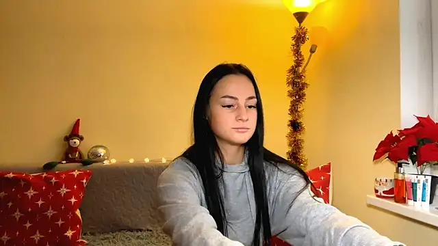 Snapshot of messystasy chatting on December 22, 8:33 am messystasy online show from December 22, 8:33 am