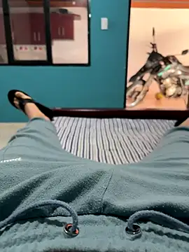 Snapshot of AlexanderBianchi2 chatting on November 9, 1:09 pm AlexanderBianchi2 online show from November 9, 1:09 pm