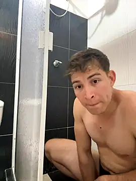 Snapshot of AlexanderBianchi2 chatting on November 10, 5:12 pm AlexanderBianchi2 online show from November 10, 5:12 pm