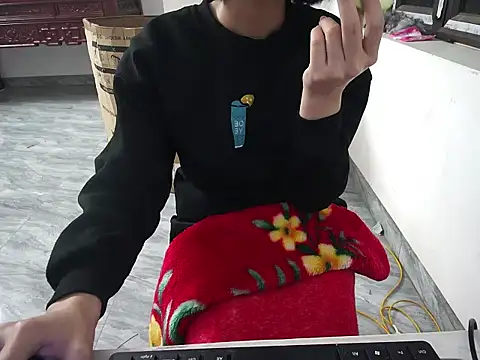 ---Lusi03--- online show from February 19, 3:52 pm