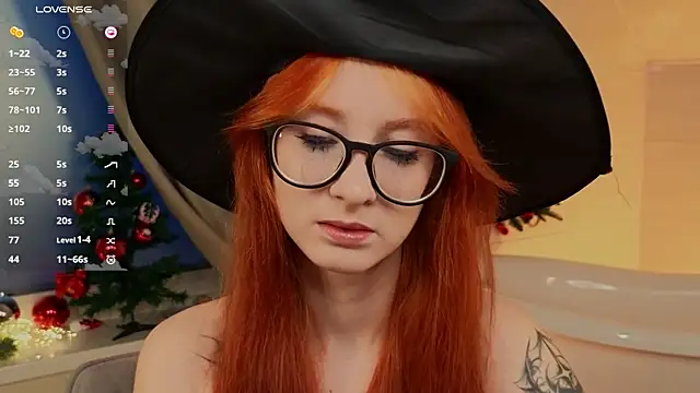 Snapshot of WICKEDEMBER chatting on December 2, 1:55 am WICKEDEMBER online show from December 2, 1:55 am