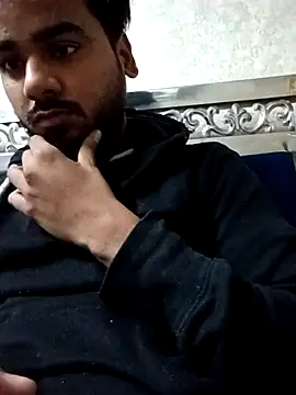 Snapshot of naughtyboyjii chatting on November 13, 3:49 am naughtyboyjii online show from November 13, 3:49 am