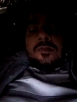 Snapshot of naughtyboyjii chatting on November 21, 3:00 pm naughtyboyjii online show from November 21, 3:00 pm