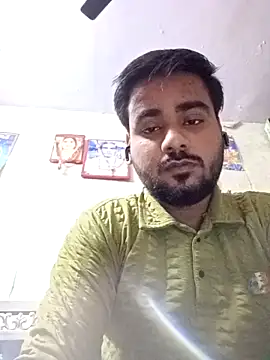 Snapshot of naughtyboyjii chatting on December 15, 7:23 am naughtyboyjii online show from December 15, 7:23 am