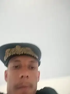 Snapshot of FLECKIN chatting on November 3, 8:48 am FLECKIN online show from November 3, 8:48 am