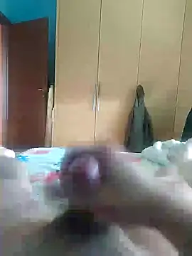 Snapshot of Cini75 chatting on May 24, 6:18 am Cini75 online show from May 24, 6:18 am