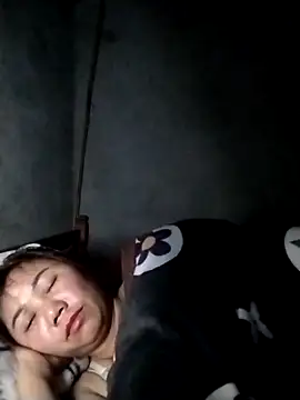 Snapshot of be-yeu chatting on November 13, 4:28 pm be-yeu online show from November 13, 4:28 pm