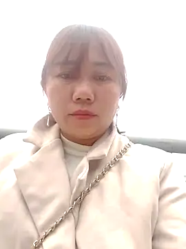 Snapshot of be-yeu chatting on November 22, 12:31 am be-yeu online show from November 22, 12:31 am