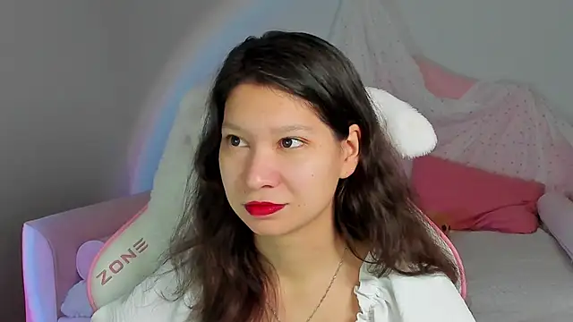 Snapshot of SaraDenars chatting on November 27, 5:20 am SaraDenars online show from November 27, 5:20 am