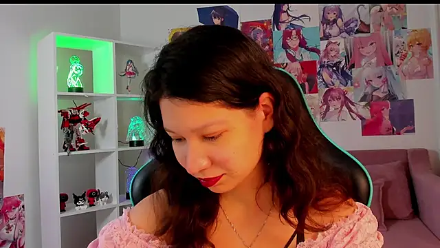 Snapshot of SaraDenars chatting on November 28, 5:21 am SaraDenars online show from November 28, 5:21 am