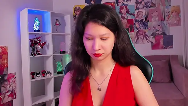 Snapshot of SaraDenars chatting on December 5, 5:16 am SaraDenars online show from December 5, 5:16 am