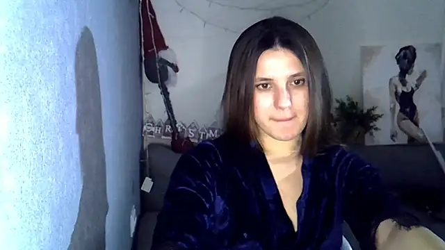 KiraHoney online show from December 13, 10:04 pm