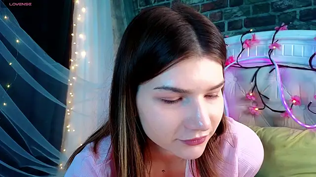 WilmaJohnson online show from February 22, 6:57 am