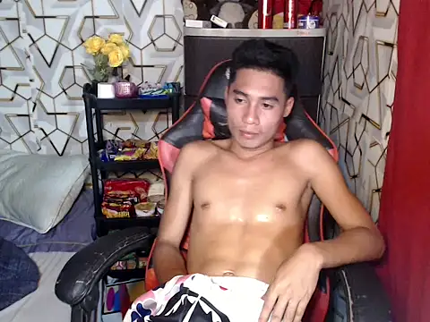 Snapshot of mrsexyteens chatting on November 3, 1:45 pm mrsexyteens online show from November 3, 1:45 pm