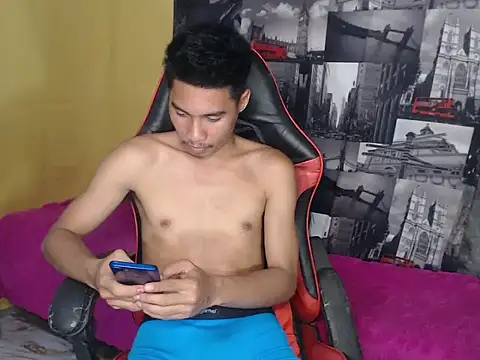mrsexyteens online show from April 6, 11:11 am