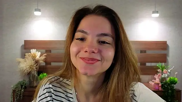 MargieDavidson online show from February 12, 8:42 am