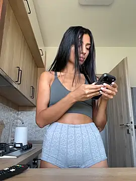VickyM99 online show from June 29, 9:37 am
