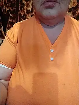 Snapshot of MyHoneyKira chatting on November 13, 11:31 am MyHoneyKira online show from November 13, 11:31 am