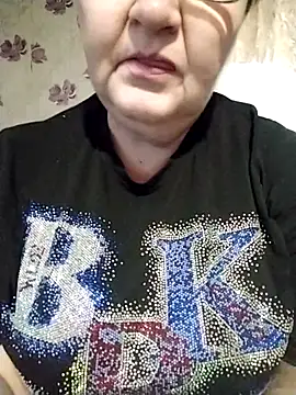 Snapshot of MyHoneyKira chatting on December 1, 7:13 am MyHoneyKira online show from December 1, 7:13 am