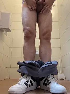 Snapshot of HairySamm chatting on June 15, 12:29 pm HairySamm online show from June 15, 12:29 pm