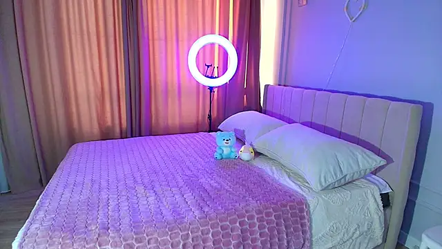 lihnpham online show from November 23, 3:28 am