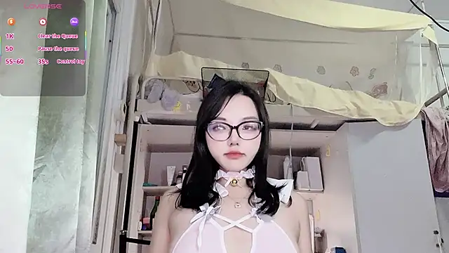 Snapshot of 99EE-yy chatting on November 5, 12:16 pm 99EE-yy online show from November 5, 12:16 pm