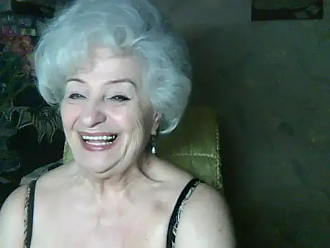 Snapshot of ValeriaKroww chatting on June 20, 2:58 am ValeriaKroww online show from June 20, 2:58 am