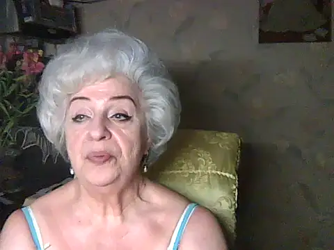 Snapshot of ValeriaKroww chatting on June 23, 7:56 pm ValeriaKroww online show from June 23, 7:56 pm