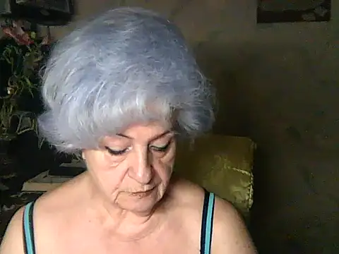 Snapshot of ValeriaKroww chatting on July 2, 6:14 pm ValeriaKroww online show from July 2, 6:14 pm