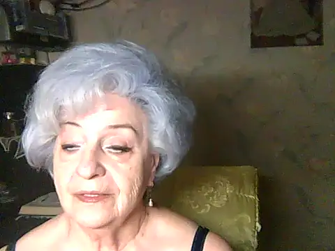 Snapshot of ValeriaKroww chatting on July 5, 6:04 pm ValeriaKroww online show from July 5, 6:04 pm