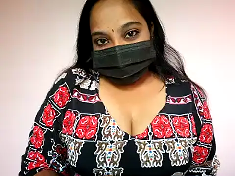 Snapshot of Mathi_cam chatting on August 8, 5:53 am Mathi cam online show from August 8, 5:53 am