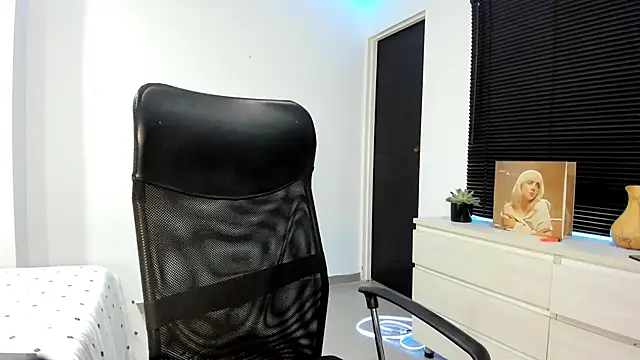  rhys jagger online show from November 13, 10:03 am