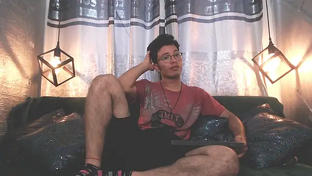 alexy re online show from November 12, 5:24 pm