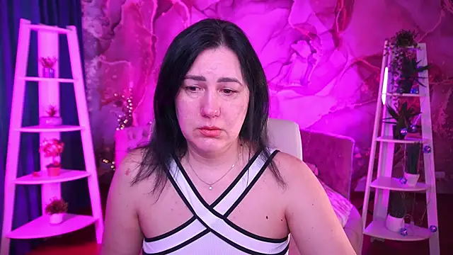 VelvetLuck online show from March 12, 1:39 pm