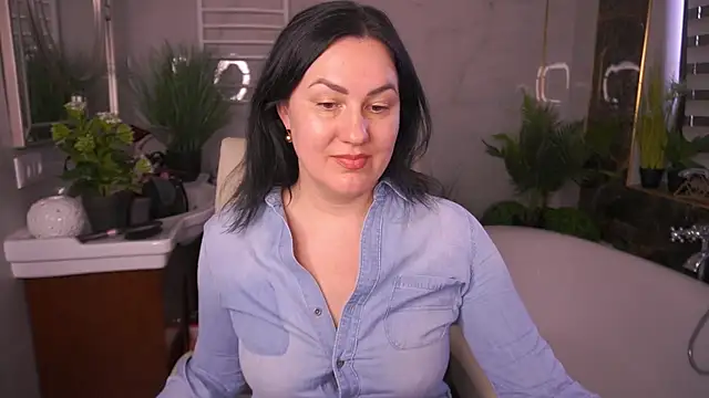 VelvetLuck online show from April 28, 12:43 pm