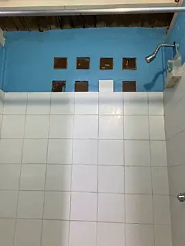 Snapshot of meliodas_23cm chatting on December 17, 2:17 am meliodas 23cm online show from December 17, 2:17 am