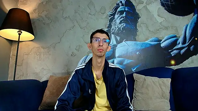 Snapshot of ZyroNight chatting on November 14, 2:16 pm ZyroNight online show from November 14, 2:16 pm